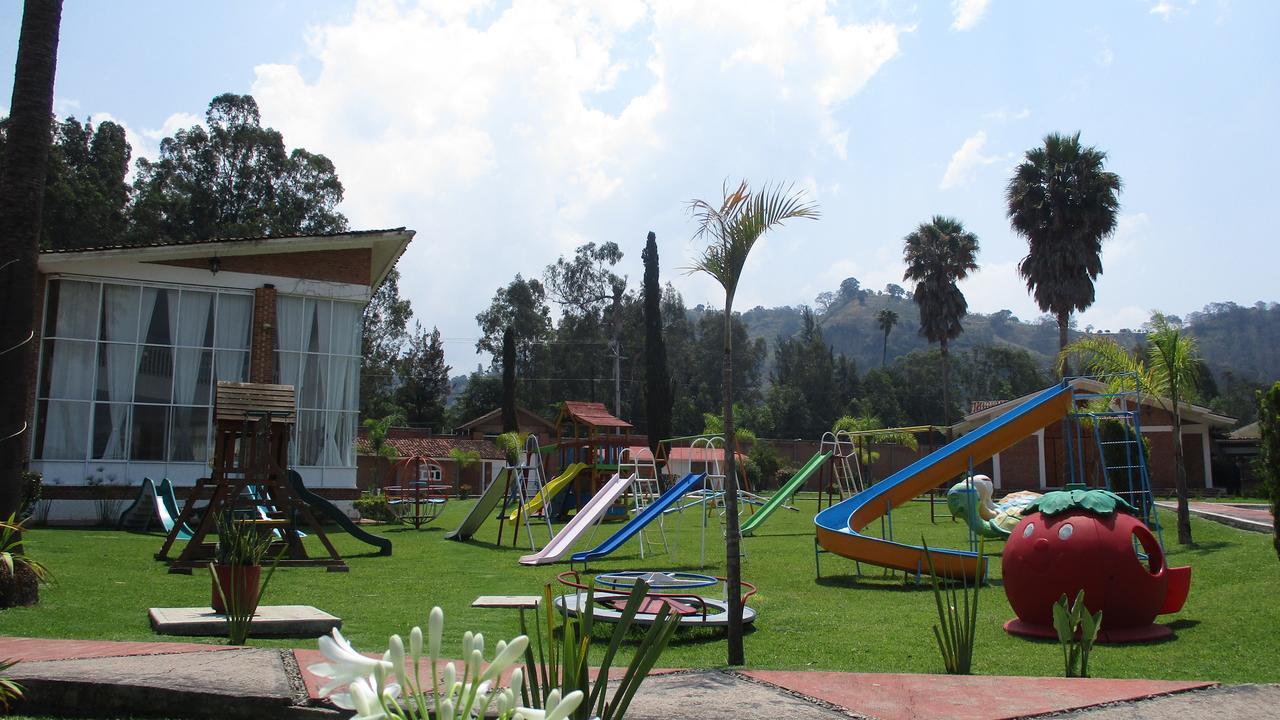 Hotel Villa Monarca Inn Zitácuaro Zewnętrze zdjęcie