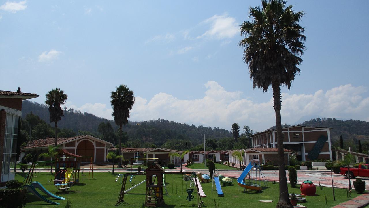Hotel Villa Monarca Inn Zitácuaro Zewnętrze zdjęcie