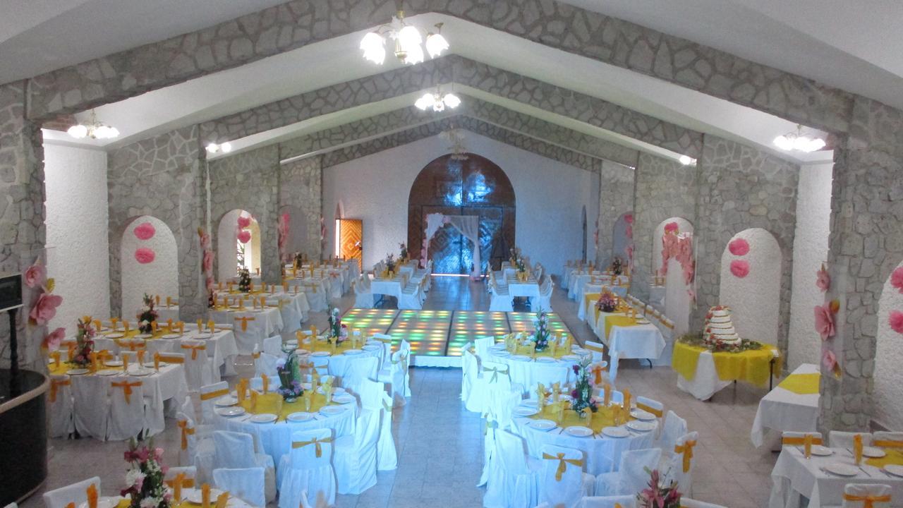 Hotel Villa Monarca Inn Zitácuaro Zewnętrze zdjęcie