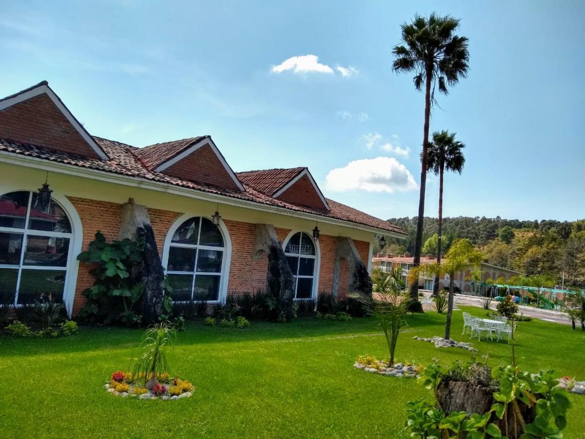 Hotel Villa Monarca Inn Zitácuaro Zewnętrze zdjęcie