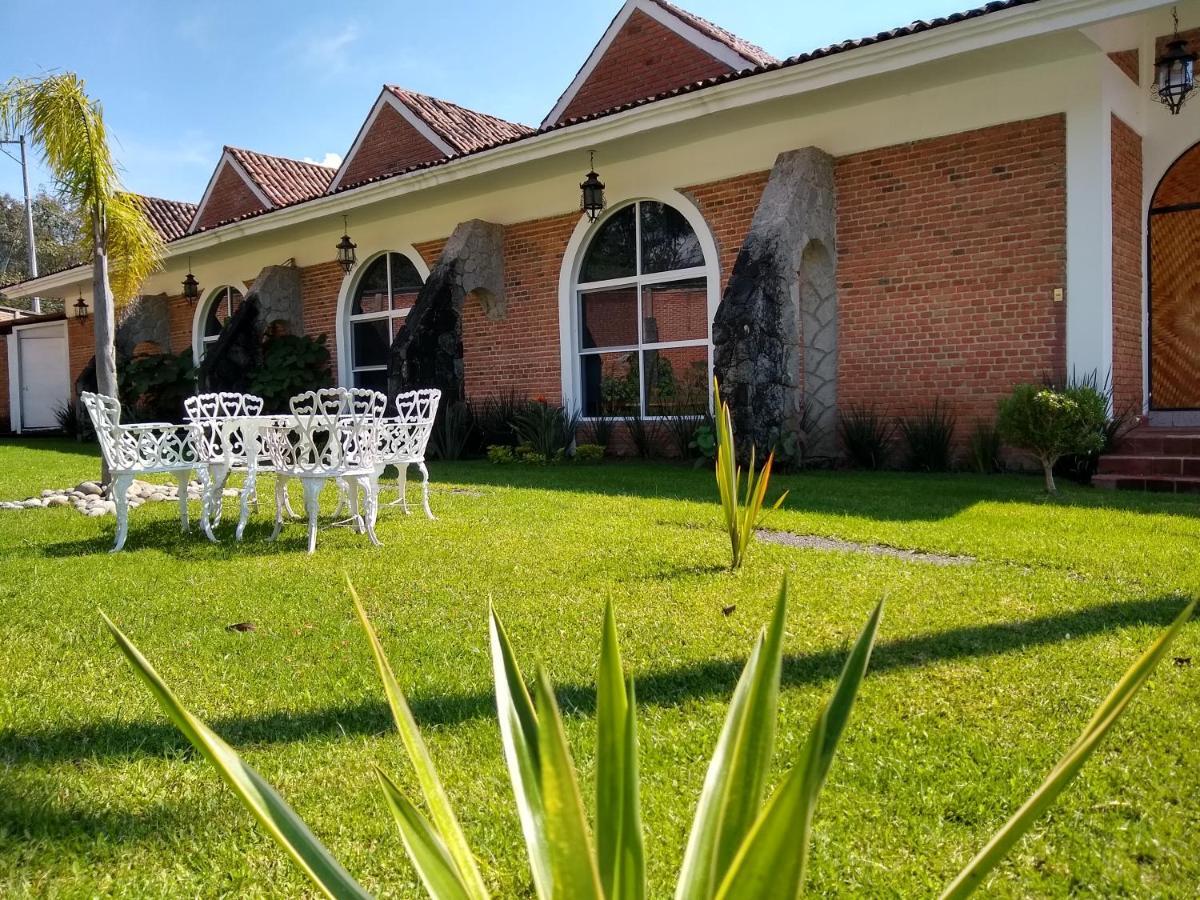 Hotel Villa Monarca Inn Zitácuaro Zewnętrze zdjęcie