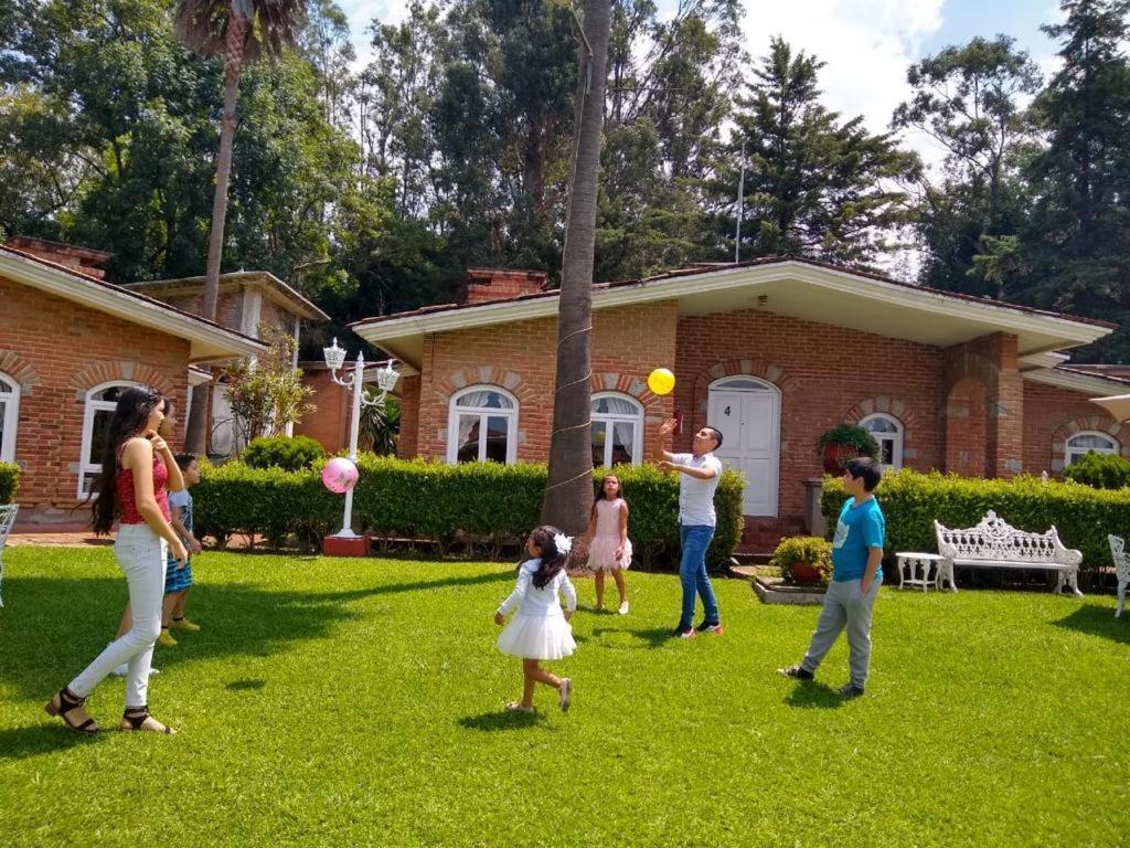 Hotel Villa Monarca Inn Zitácuaro Zewnętrze zdjęcie