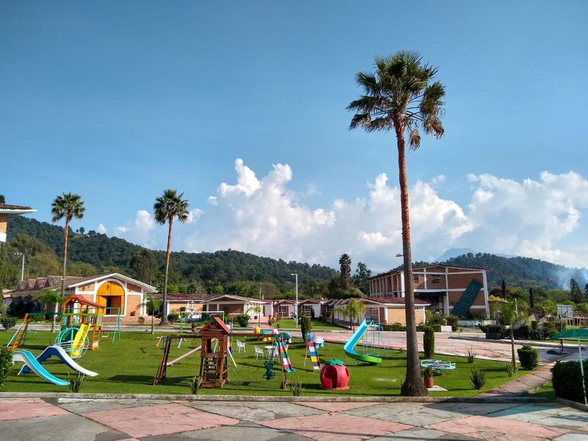 Hotel Villa Monarca Inn Zitácuaro Zewnętrze zdjęcie